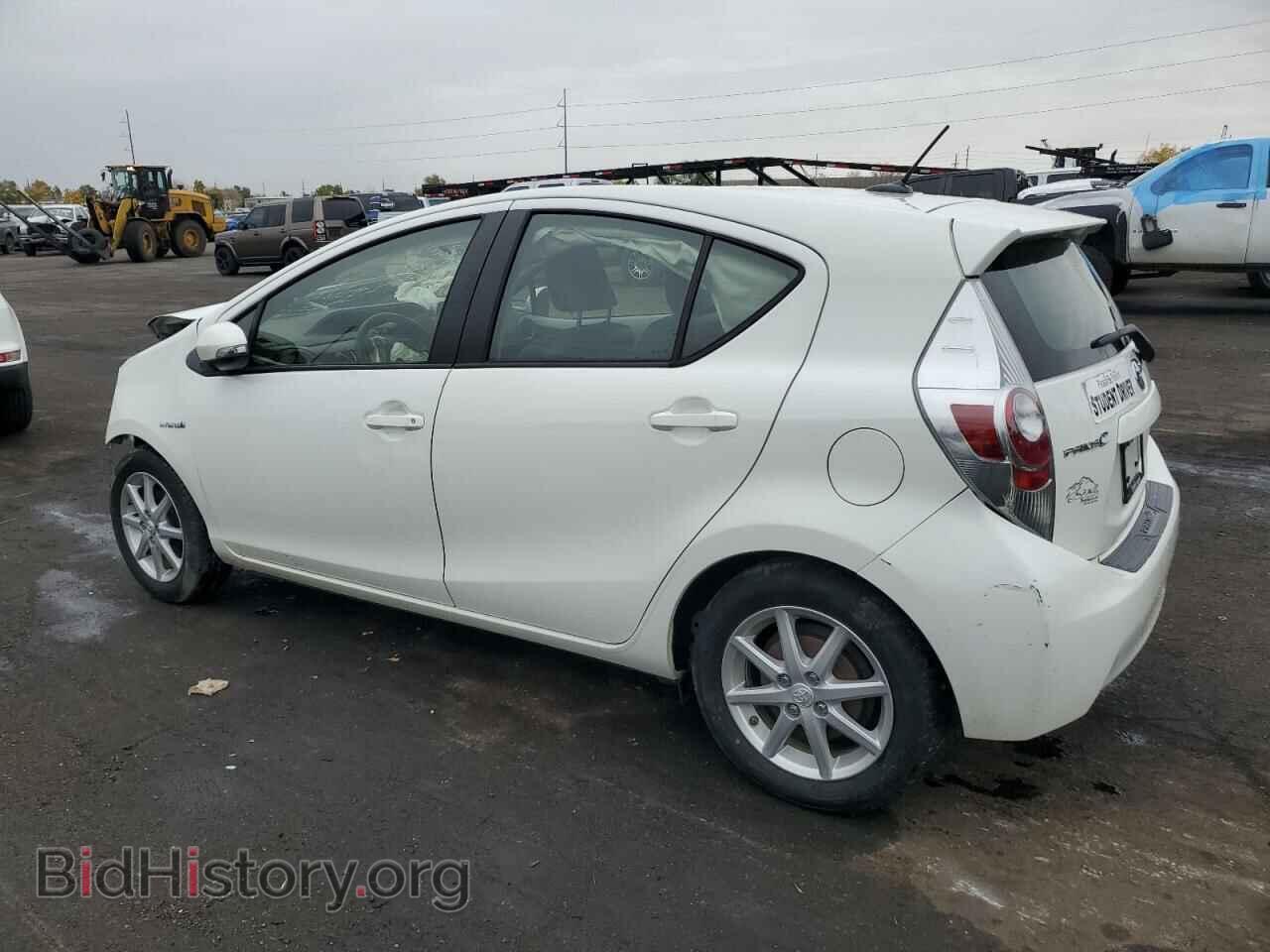 2013 TOYOTA PRIUS - VIN: JTDKDTB33D1553084 - Фото 2