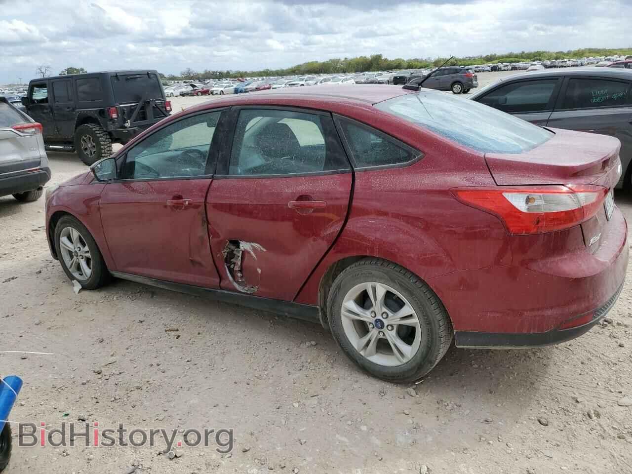 2013 FORD FOCUS - VIN: 1FADP3F22DL379049 - Photo 2