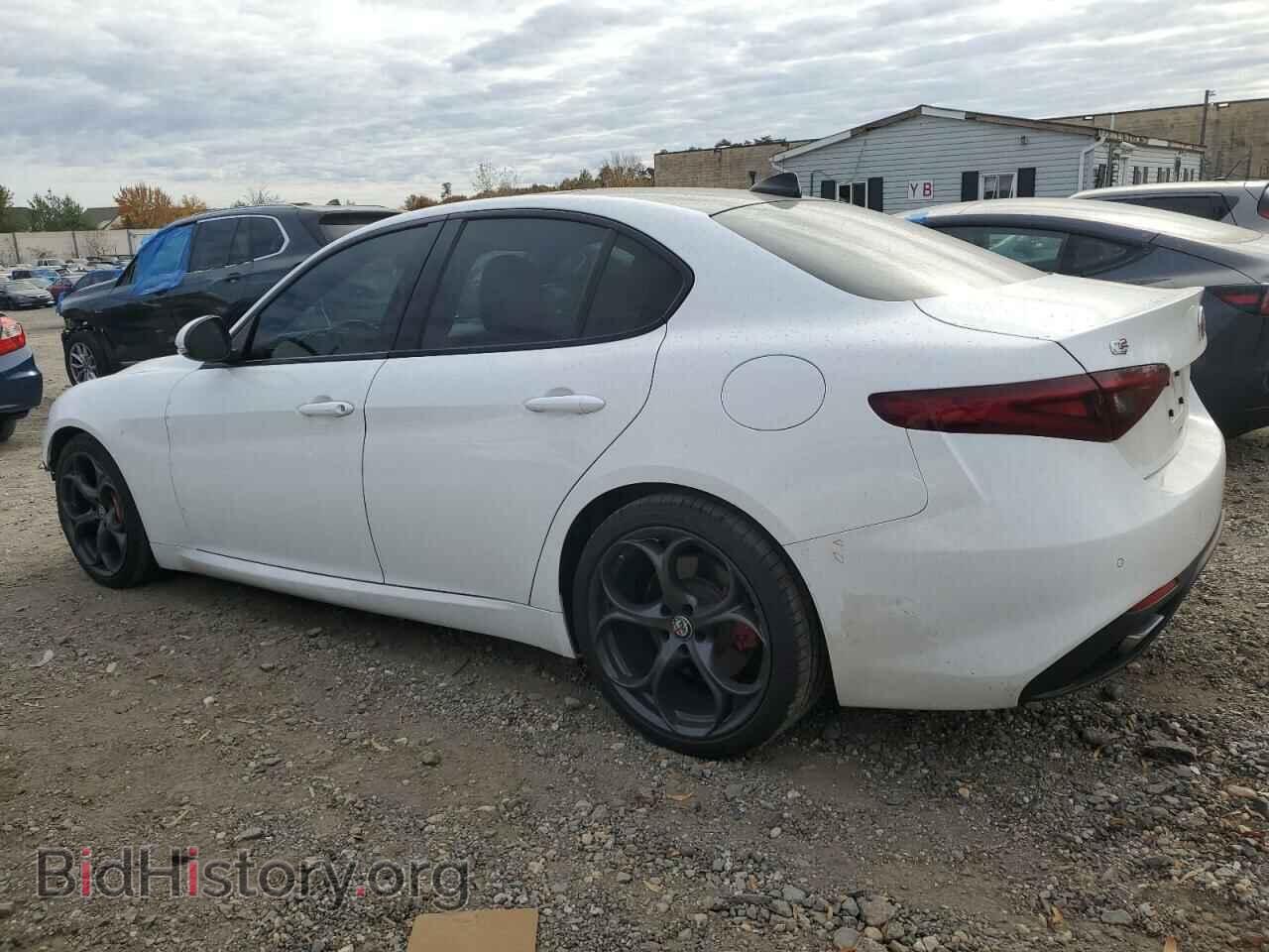 2017 ALFA ROMEO GIULIA - VIN: ZARFAECN9H7552682 - Фото 2