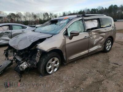2017 Chrysler PACIFICA Touring L Plus, silver — VIN 2C4RC1EG2HR647608, Copart