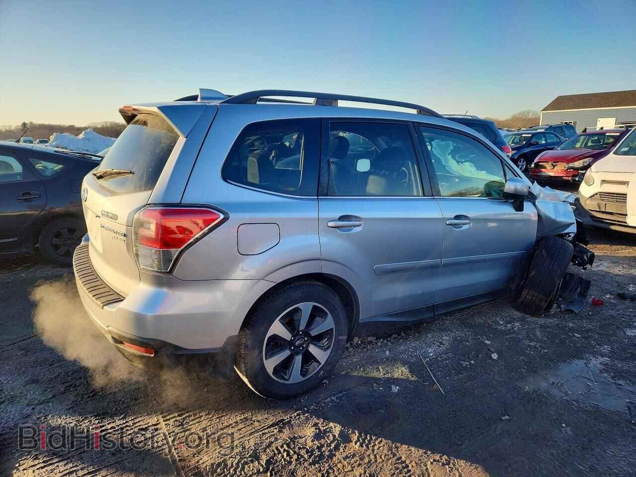 2017 SUBARU FORESTER - VIN: JF2SJAJC7HH412726 - Фото 3