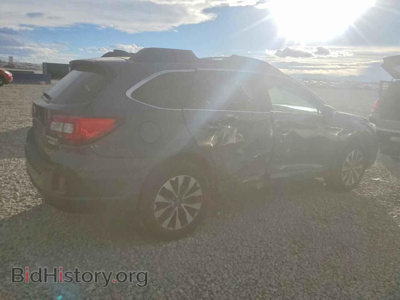 2017 SUBARU OUTBACK - VIN: 4S4BSANC4H3349258 - Фото 3