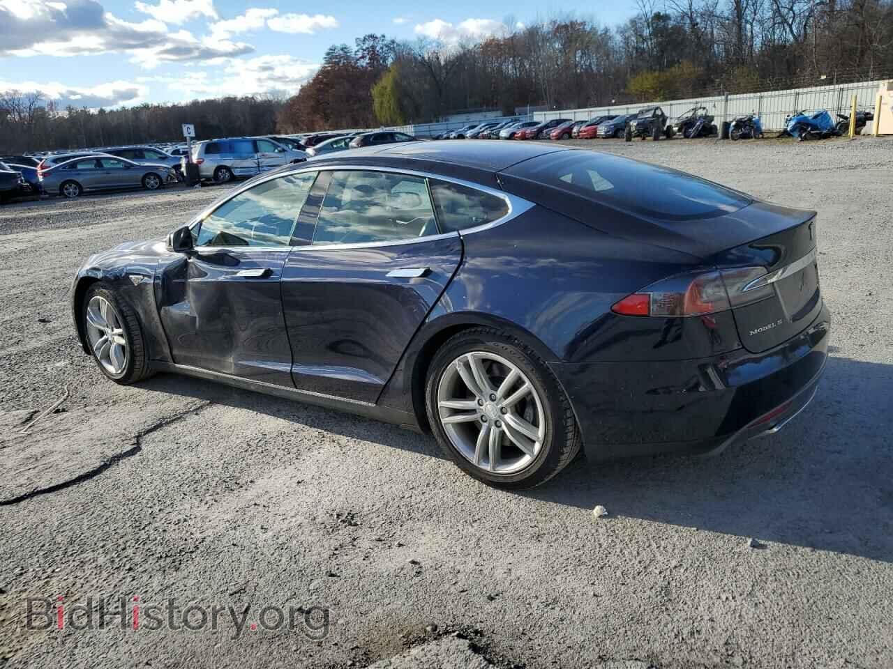 2015 TESLA MODEL S - VIN: 5YJSA1H22FF081255 - Photo 2