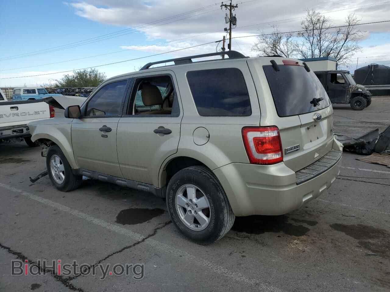 2010 FORD ESCAPE - VIN: 1FMCU0D71AKA07887 - Фото 2