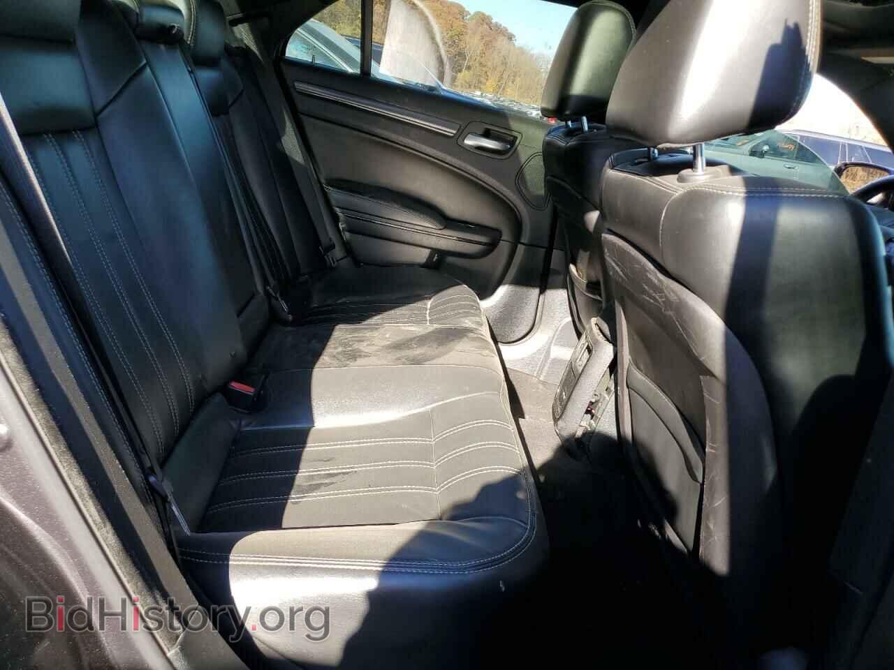 2016 CHRYSLER 300 - VIN: 2C3CCAGG7GH224969 - Фото 10
