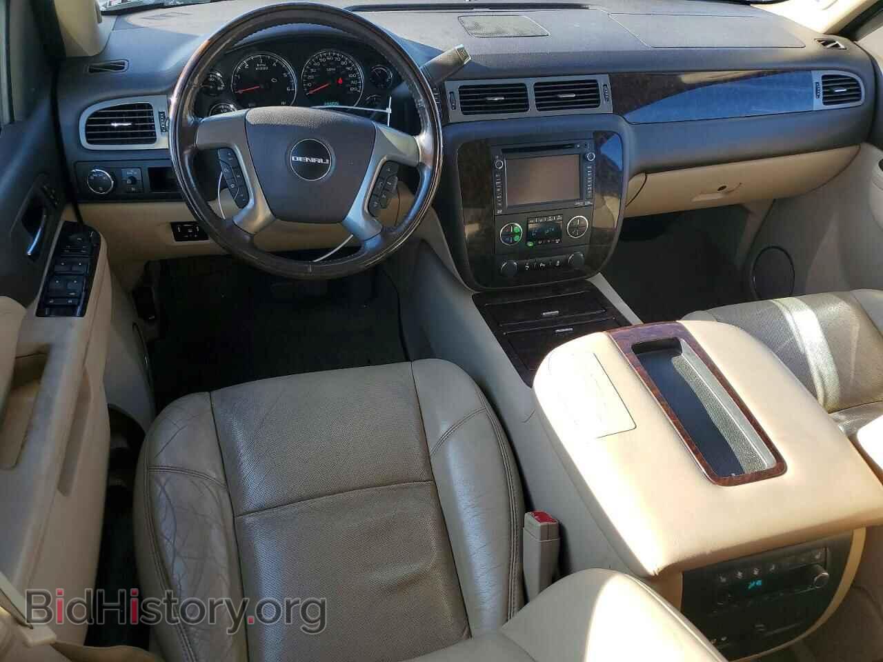 2013 GMC YUKON - VIN: 1GKS2EEF4DR308338 - Photo 8