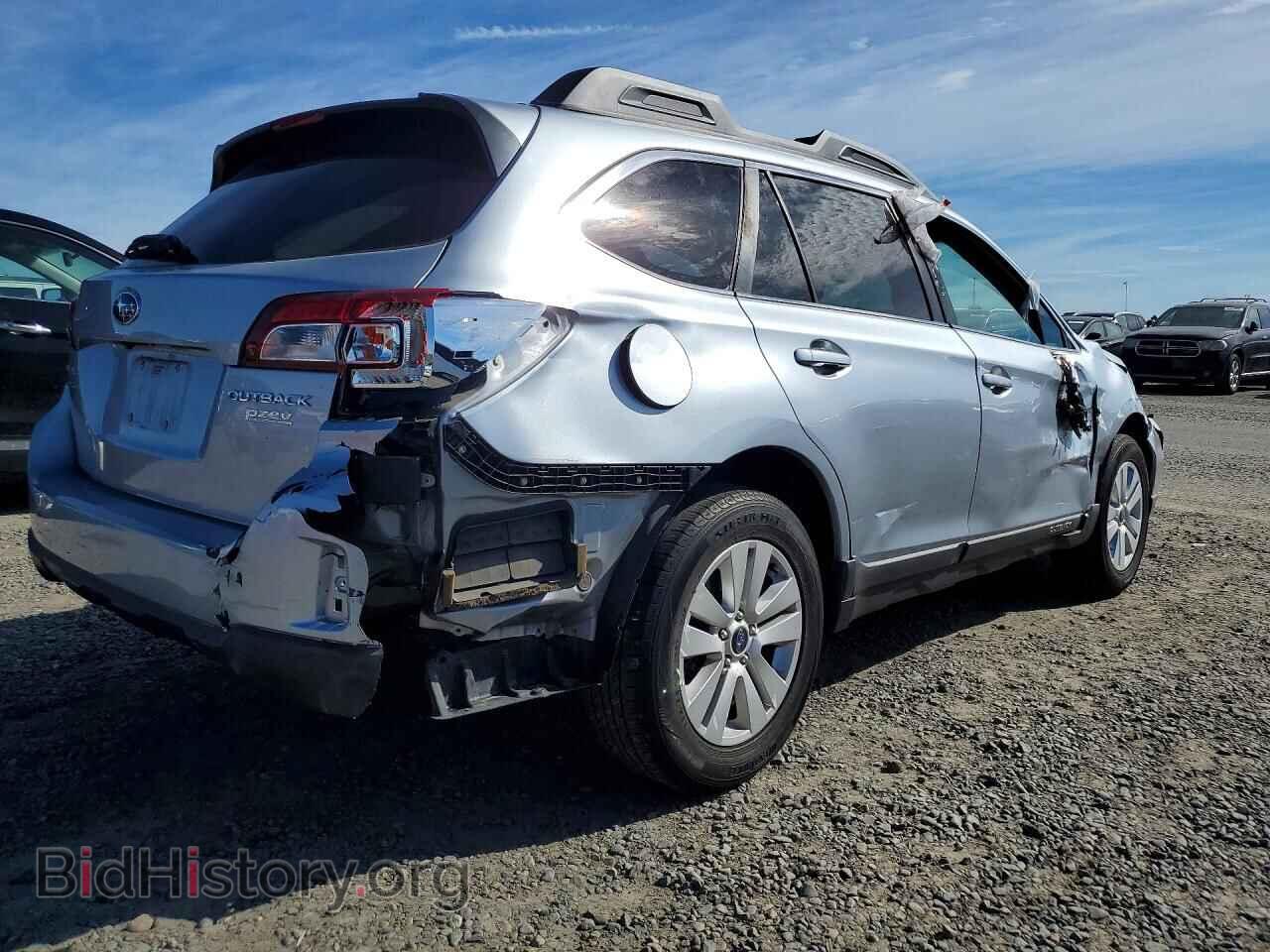 2017 SUBARU OUTBACK - VIN: 4S4BSAFC1H3372883 - Фото 3