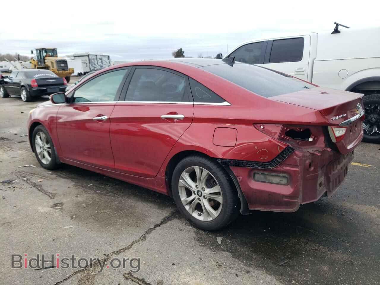 2013 HYUNDAI SONATA - VIN: 5NPEC4AC7DH598593 - Фото 2