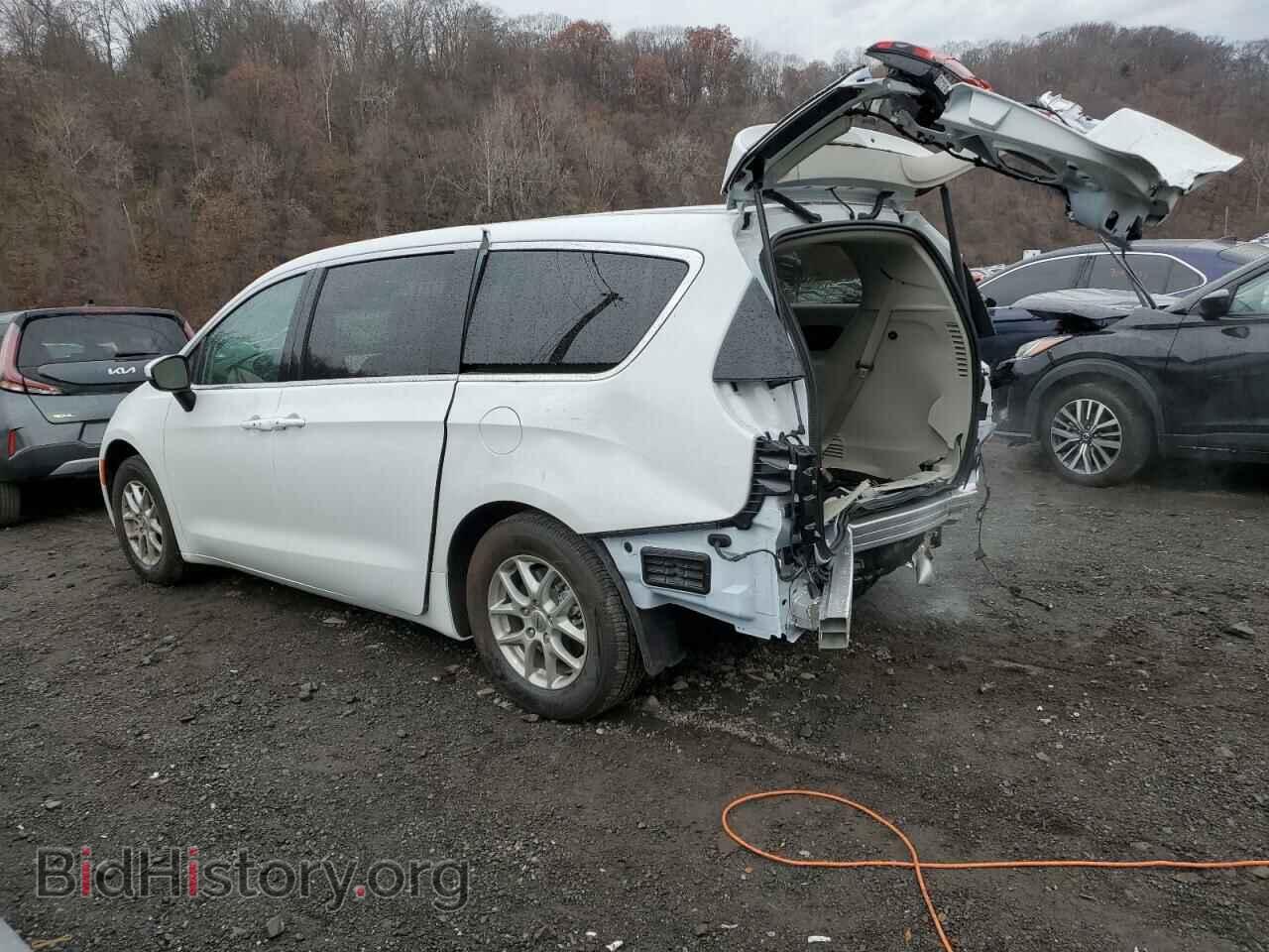 2023 CHRYSLER PACIFICA - VIN: 2C4RC1BG5PR607588 - Фото 2