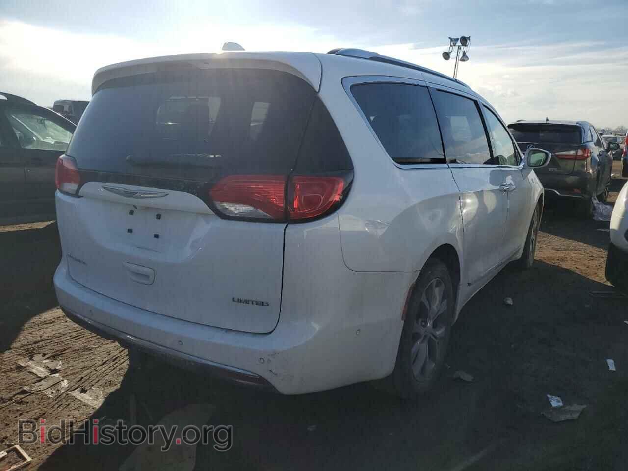 2018 CHRYSLER PACIFICA - VIN: 2C4RC1GG2JR314781 - Фото 3