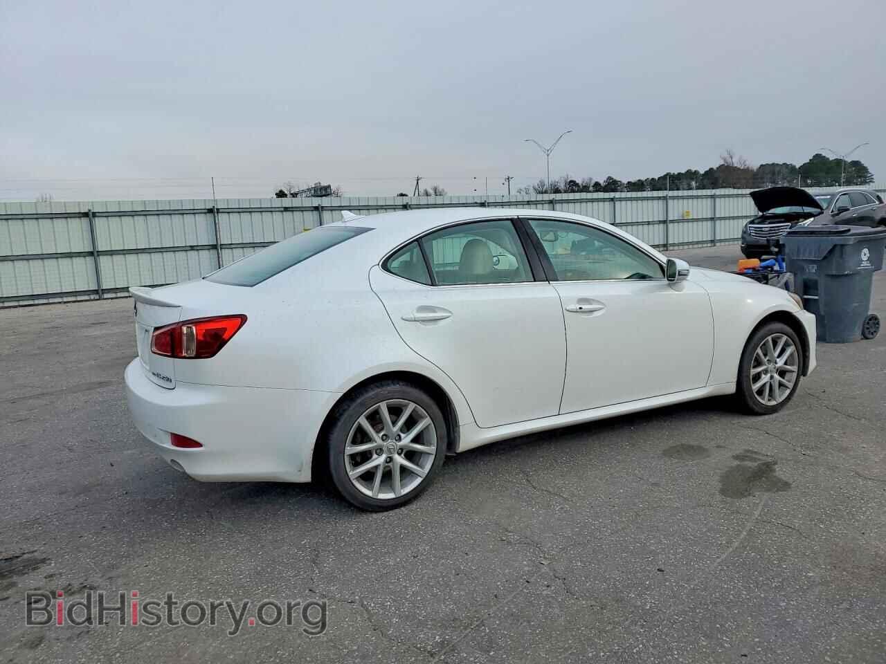 2011 LEXUS IS - VIN: JTHCF5C26B5049052 - Photo 3