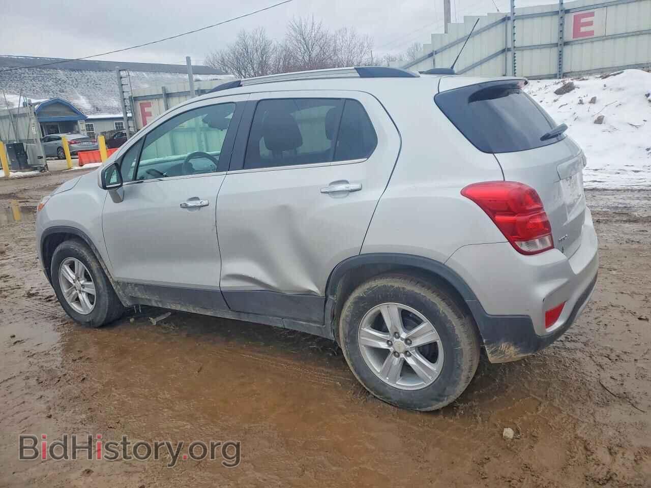 2017 CHEVROLET TRAX - VIN: 3GNCJLSB9HL278590 - Фото 2