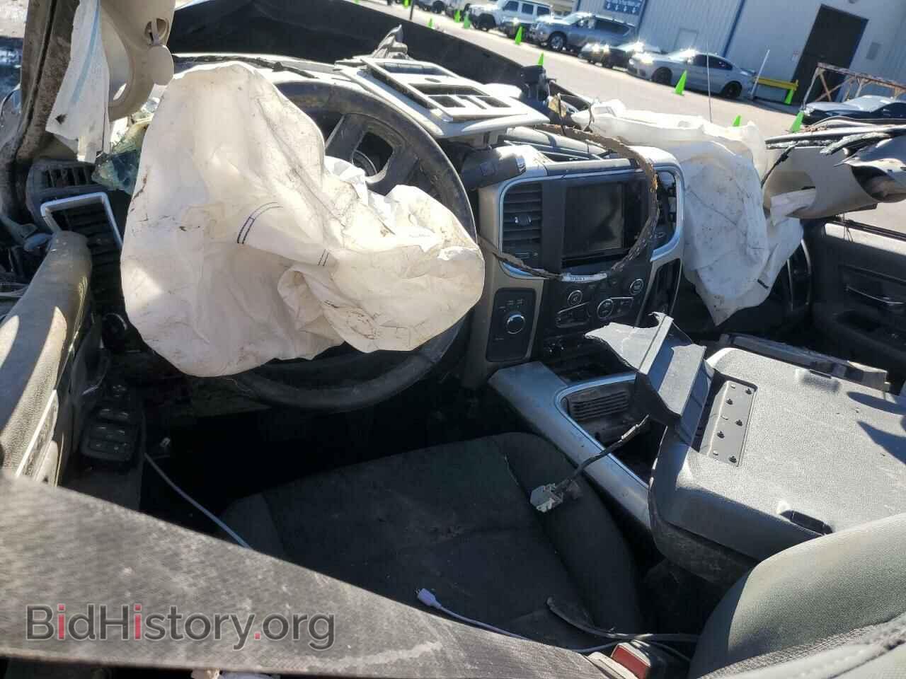 2016 RAM All Models - VIN: 3C6UR5DL6GG260232 - Photo 8