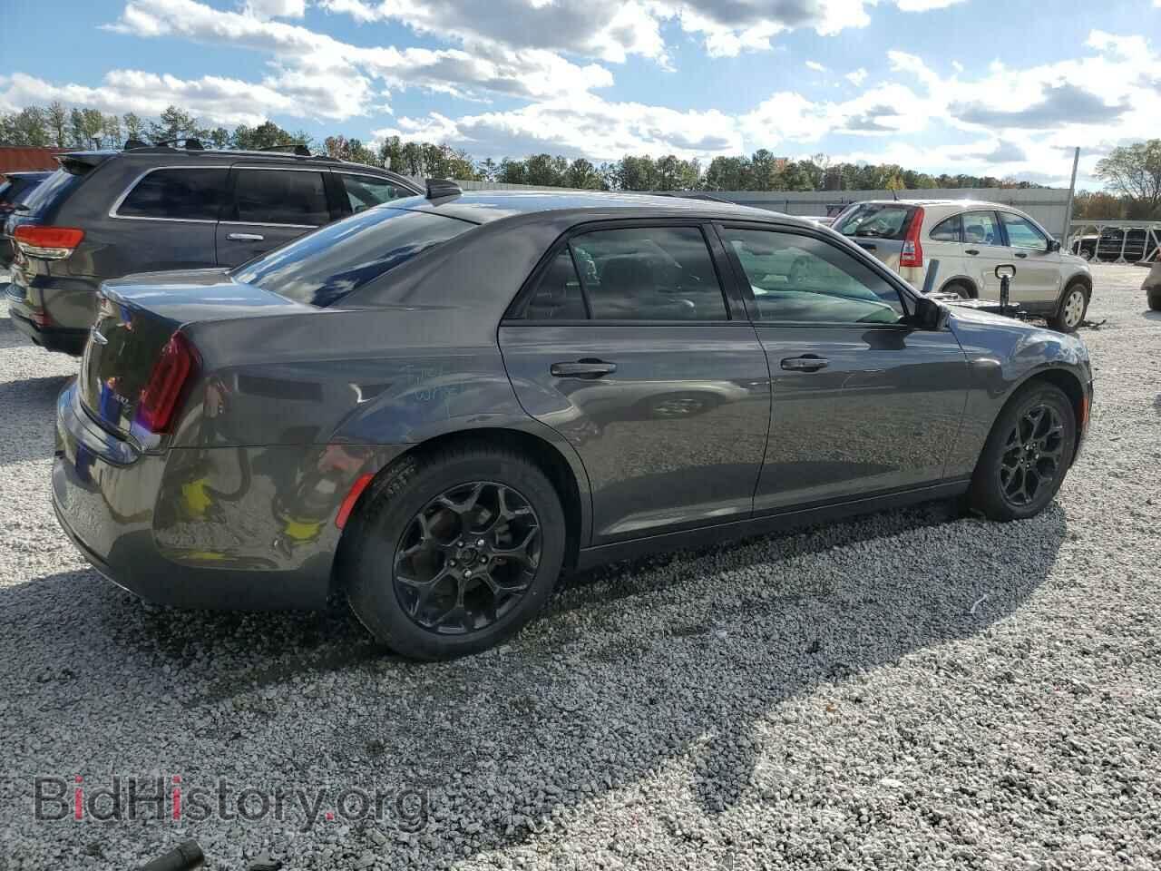 2019 CHRYSLER 300 - VIN: 2C3CCAGG7KH682567 - Фото 3