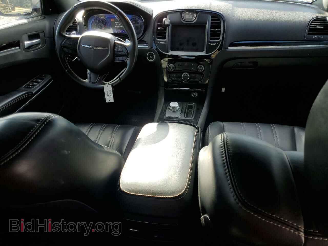2019 CHRYSLER 300 - VIN: 2C3CCAGG7KH682567 - Фото 8