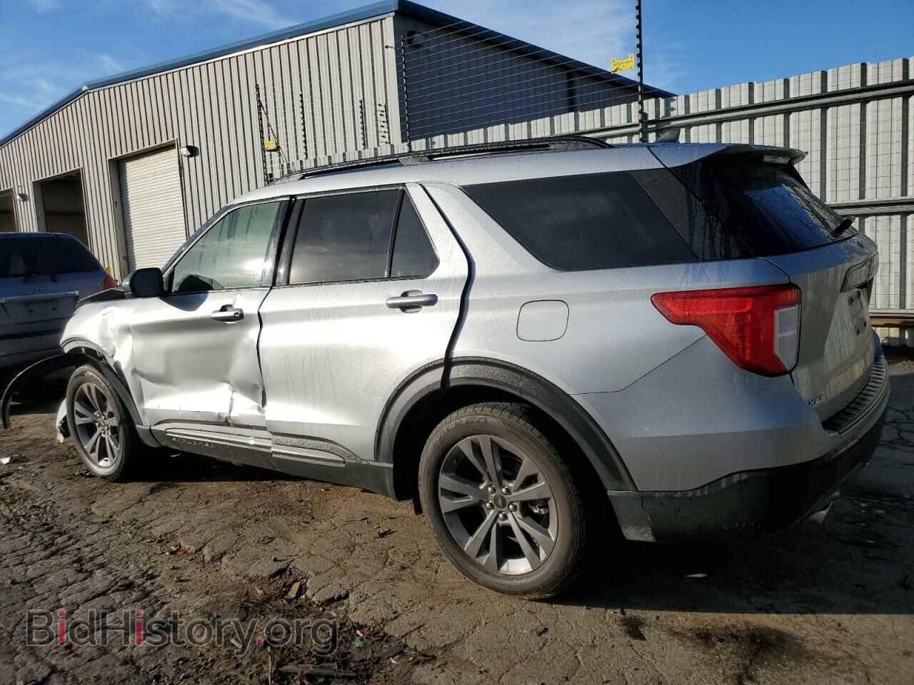 2021 FORD EXPLORER - VIN: 1FMSK7DH2MGA55845 - Photo 2