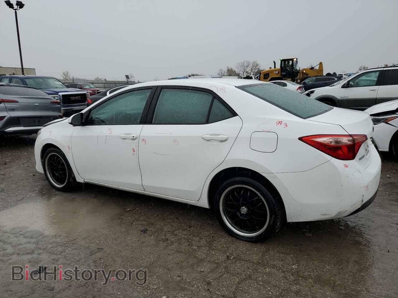 2017 TOYOTA COROLLA - VIN: 2T1BURHE6HC868586 - Фото 2