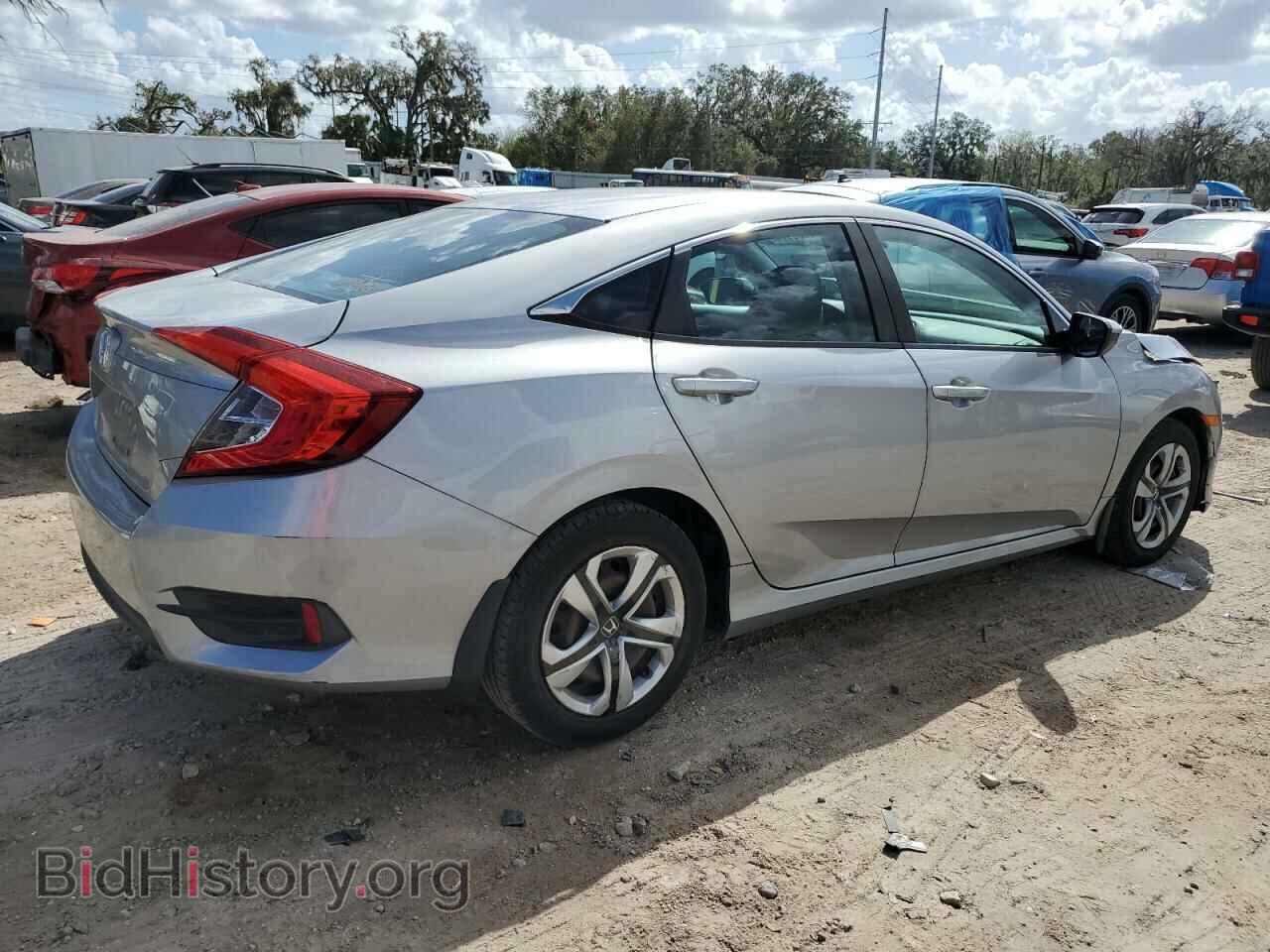2018 HONDA CIVIC - VIN: 19XFC2F58JE033398 - Фото 3