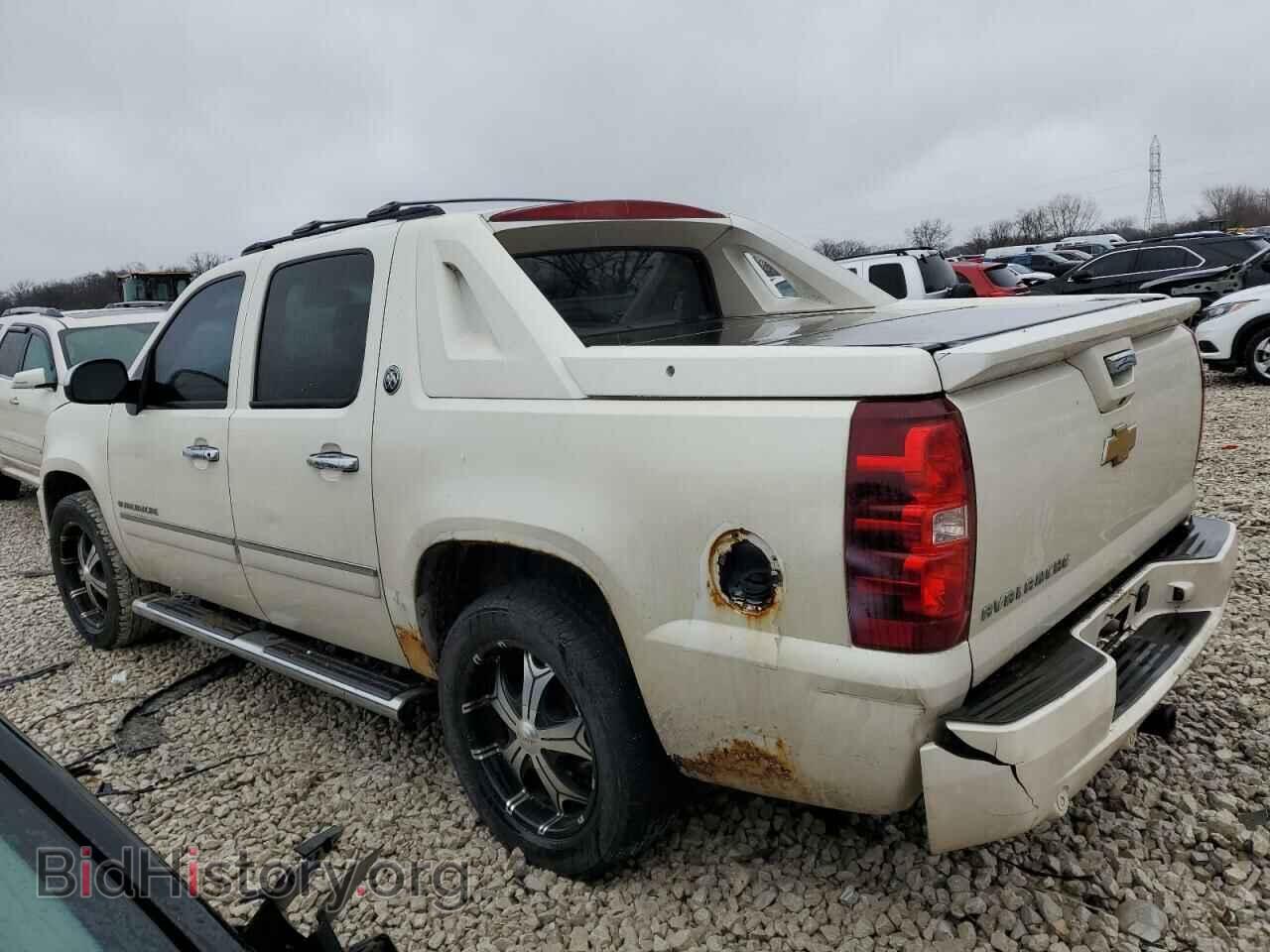 2013 CHEVROLET AVALANCHE - VIN: 3GNTKGE78DG199880 - Фото 2