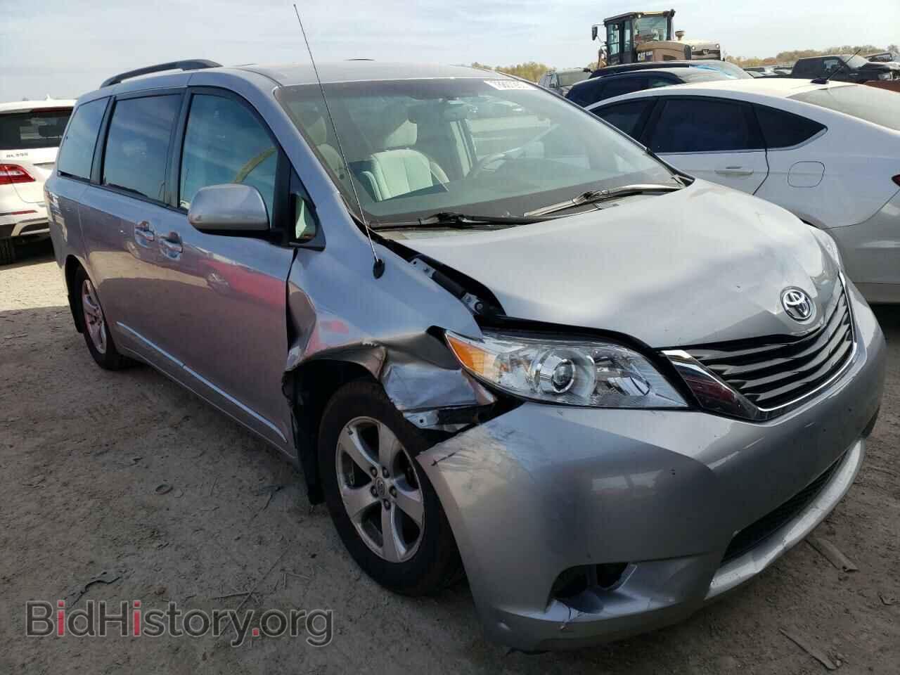 2012 TOYOTA All Models - VIN: 5TDKK3DC7CS208645 - Фото 4
