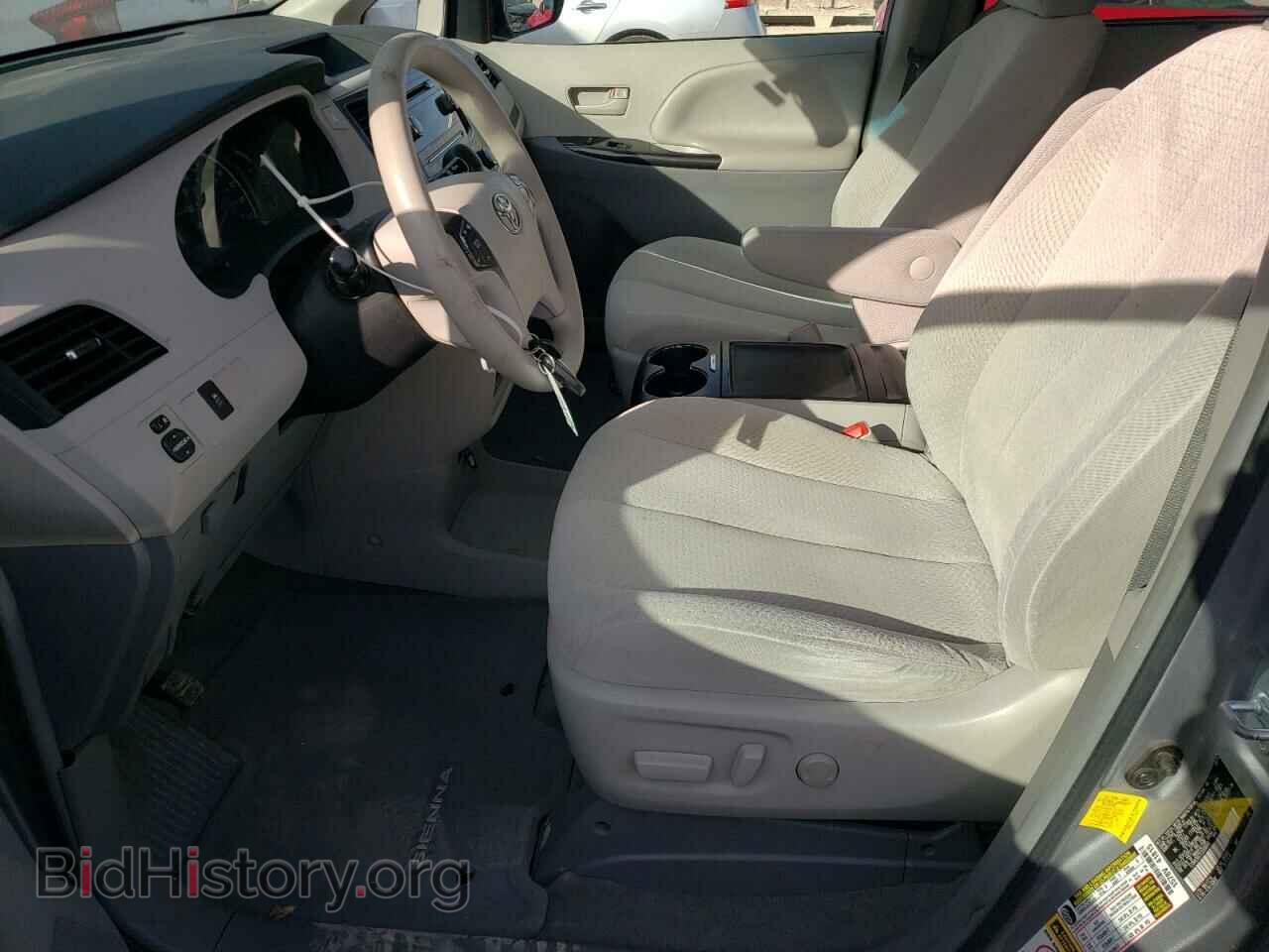 2012 TOYOTA All Models - VIN: 5TDKK3DC7CS208645 - Фото 7