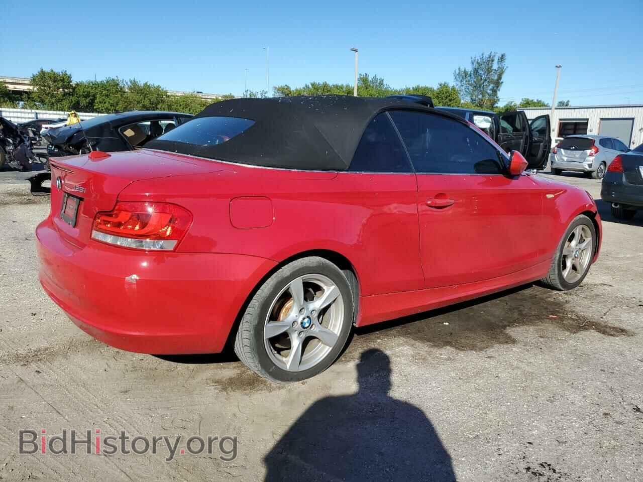 2012 BMW 1 SERIES - VIN: WBAUL7C56CVM82552 - Фото 3
