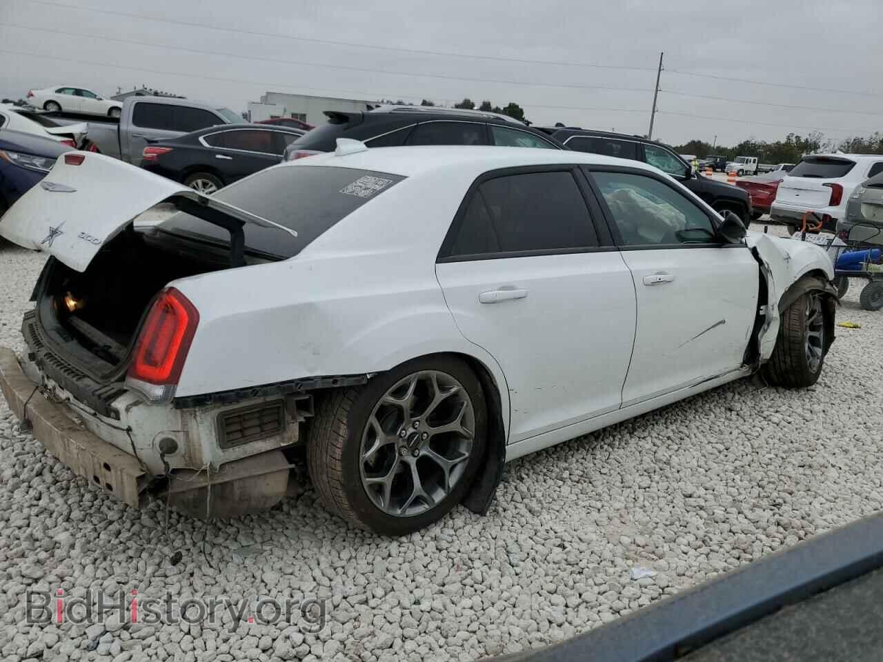 2018 CHRYSLER 300 - VIN: 2C3CCAAG4JH320414 - Фото 3