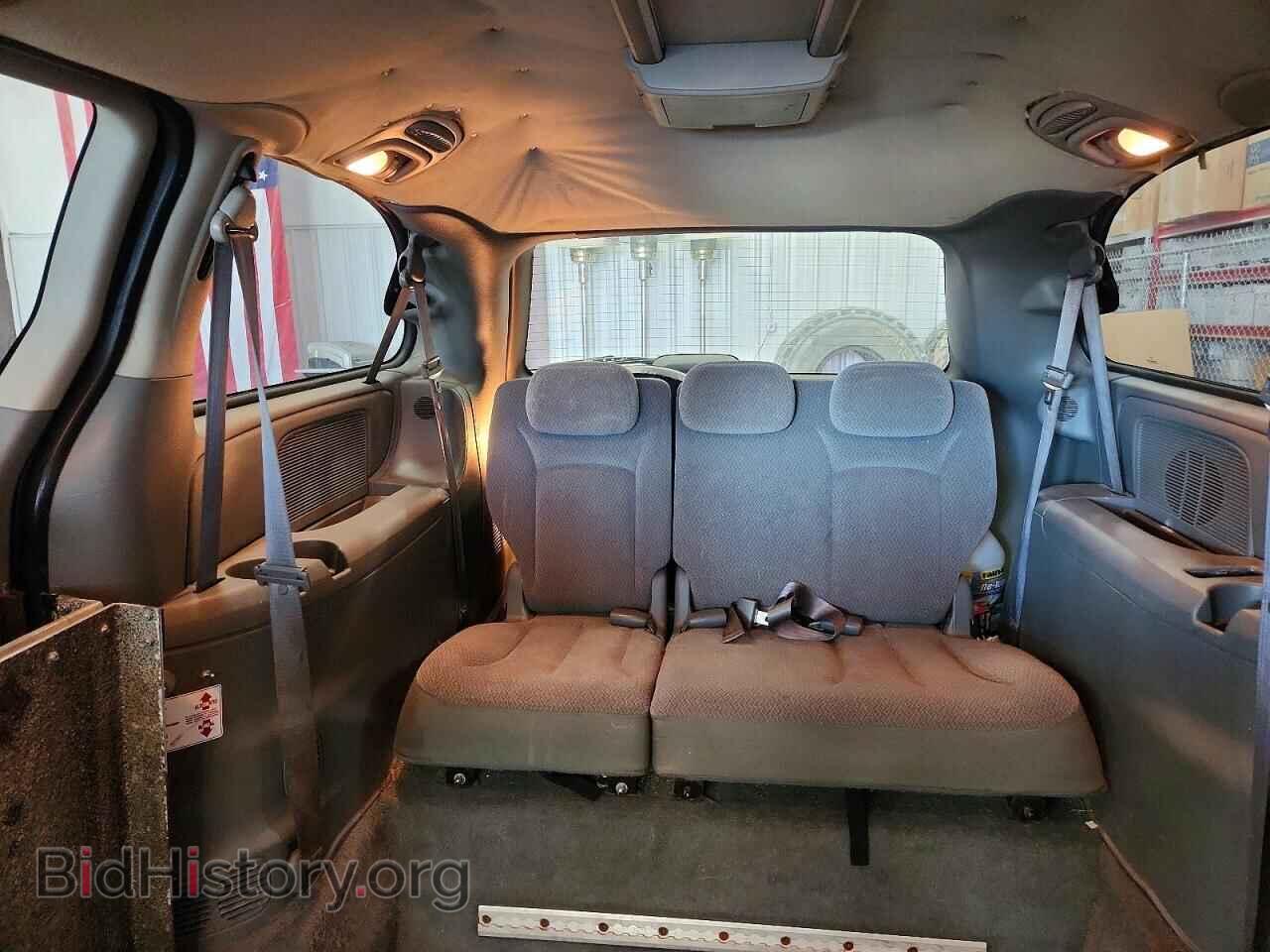 2006 CHRYSLER MINIVAN - VIN: 2A4GP54L26R906011 - Фото 10