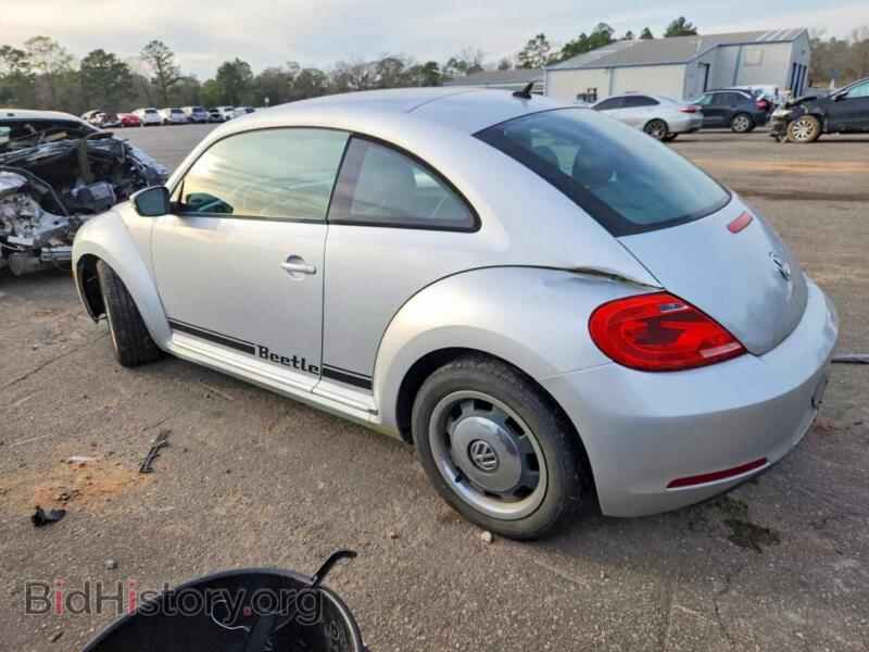 2012 Volkswagen BEETLE (VIN 3VWHP7AT1CM622413) — photo 2 of 12