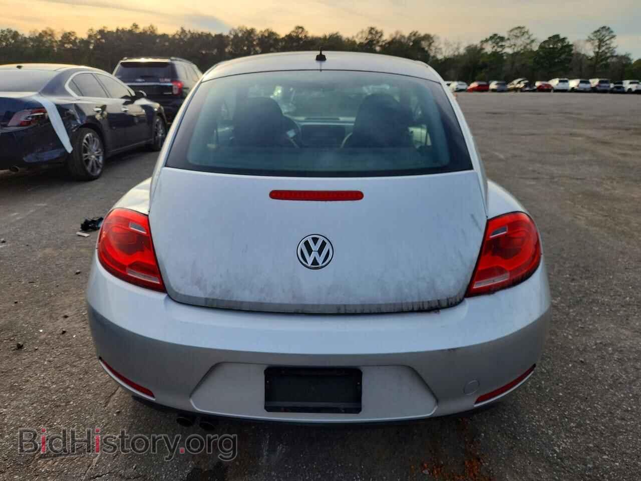 2012 VOLKSWAGEN BEETLE - VIN: 3VWHP7AT1CM622413 - Фото 6