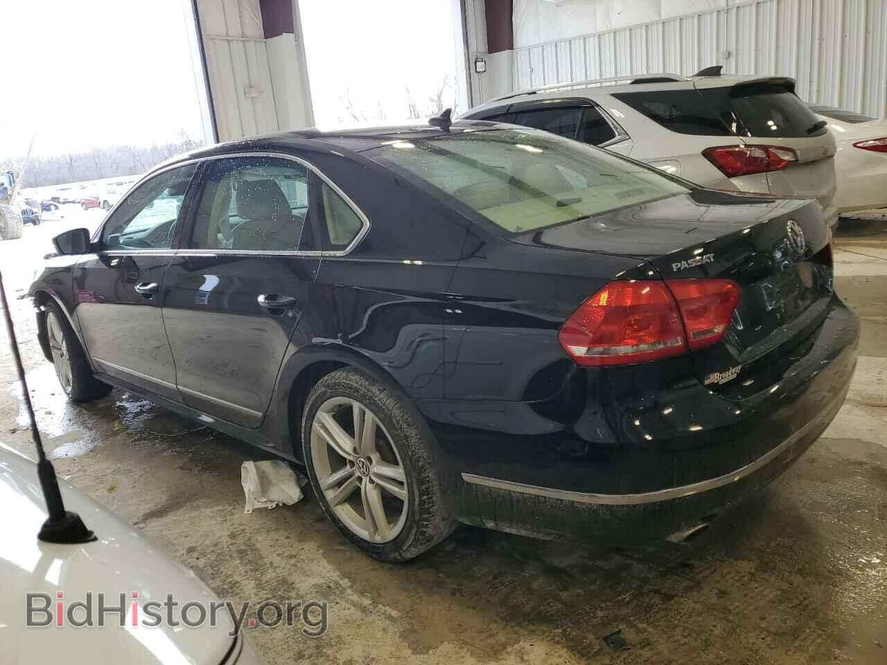 2015 VOLKSWAGEN PASSAT - VIN: 1VWCV7A37FC028561 - Фото 2