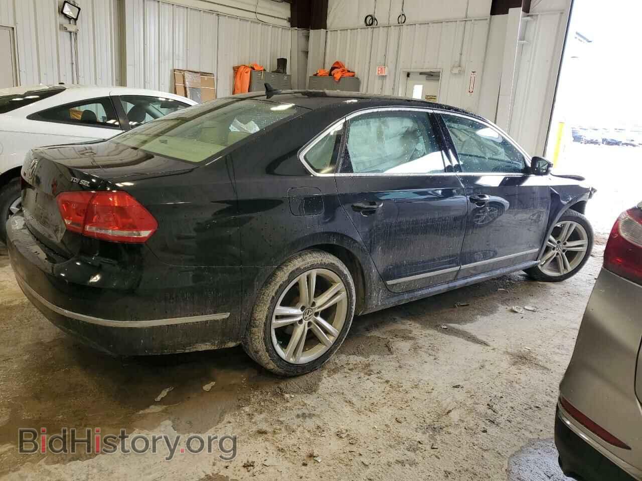 2015 VOLKSWAGEN PASSAT - VIN: 1VWCV7A37FC028561 - Фото 3