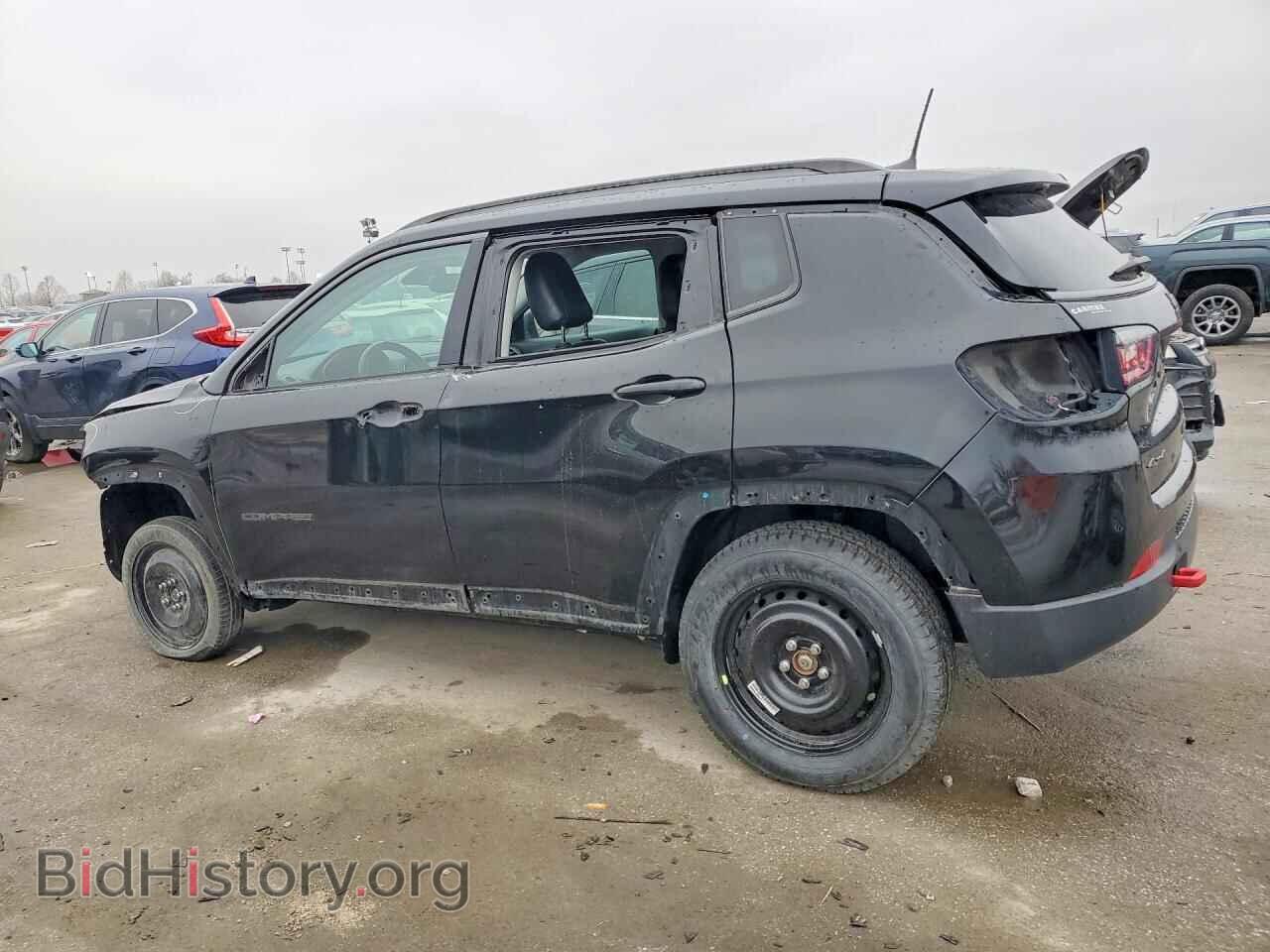 2019 JEEP COMPASS - VIN: 3C4NJDDB2KT651772 - Фото 2
