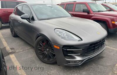 2017 Porsche MACAN Turbo, gray — VIN WP1AF2A53HLB60116, Copart