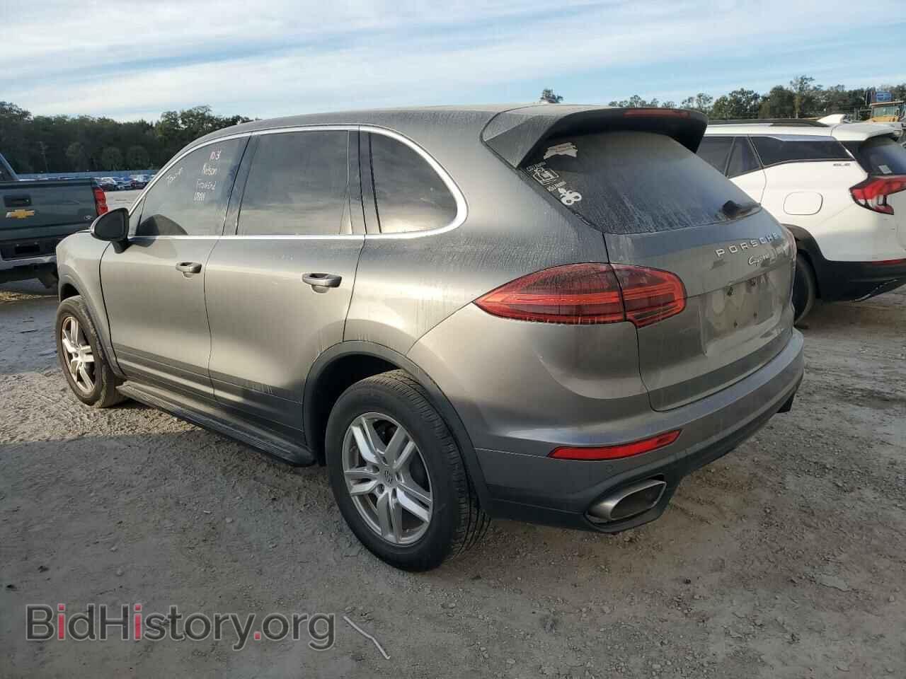 2017 PORSCHE CAYENNE - VIN: WP1AA2A28HKA91899 - Фото 2