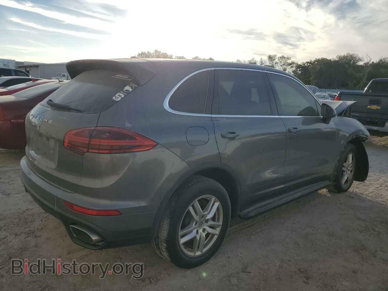 2017 PORSCHE CAYENNE - VIN: WP1AA2A28HKA91899 - Фото 3