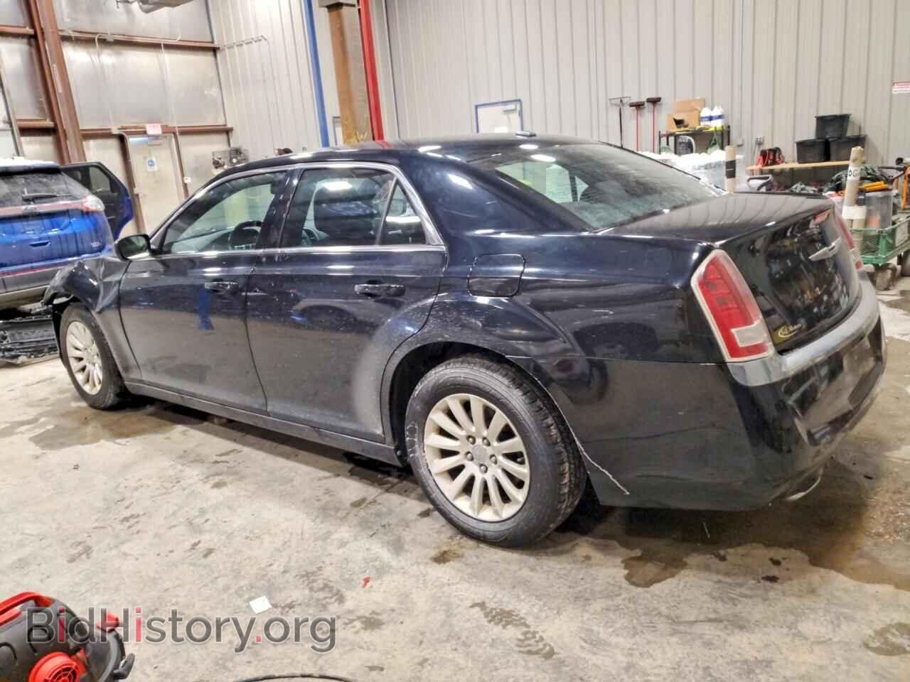 2012 CHRYSLER 300 - VIN: 2C3CCAAG9CH117697 - Photo 2