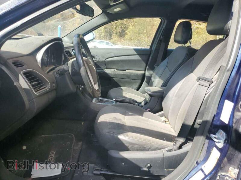2013 Chrysler 200 (VIN 1C3CCBCG5DN579959) — photo 7 of 12