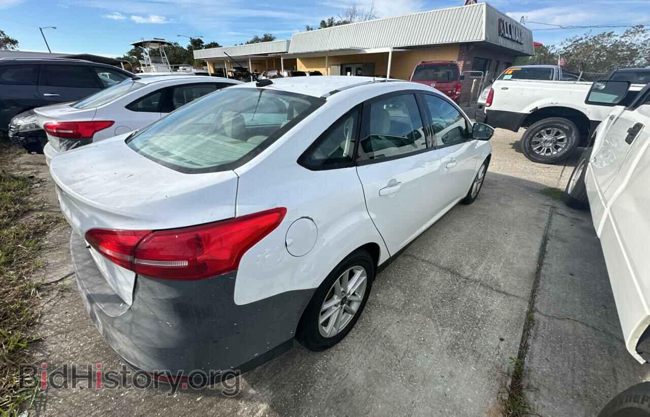 2017 FORD FOCUS - VIN: 1FADP3F2XHL202271 - Фото 4