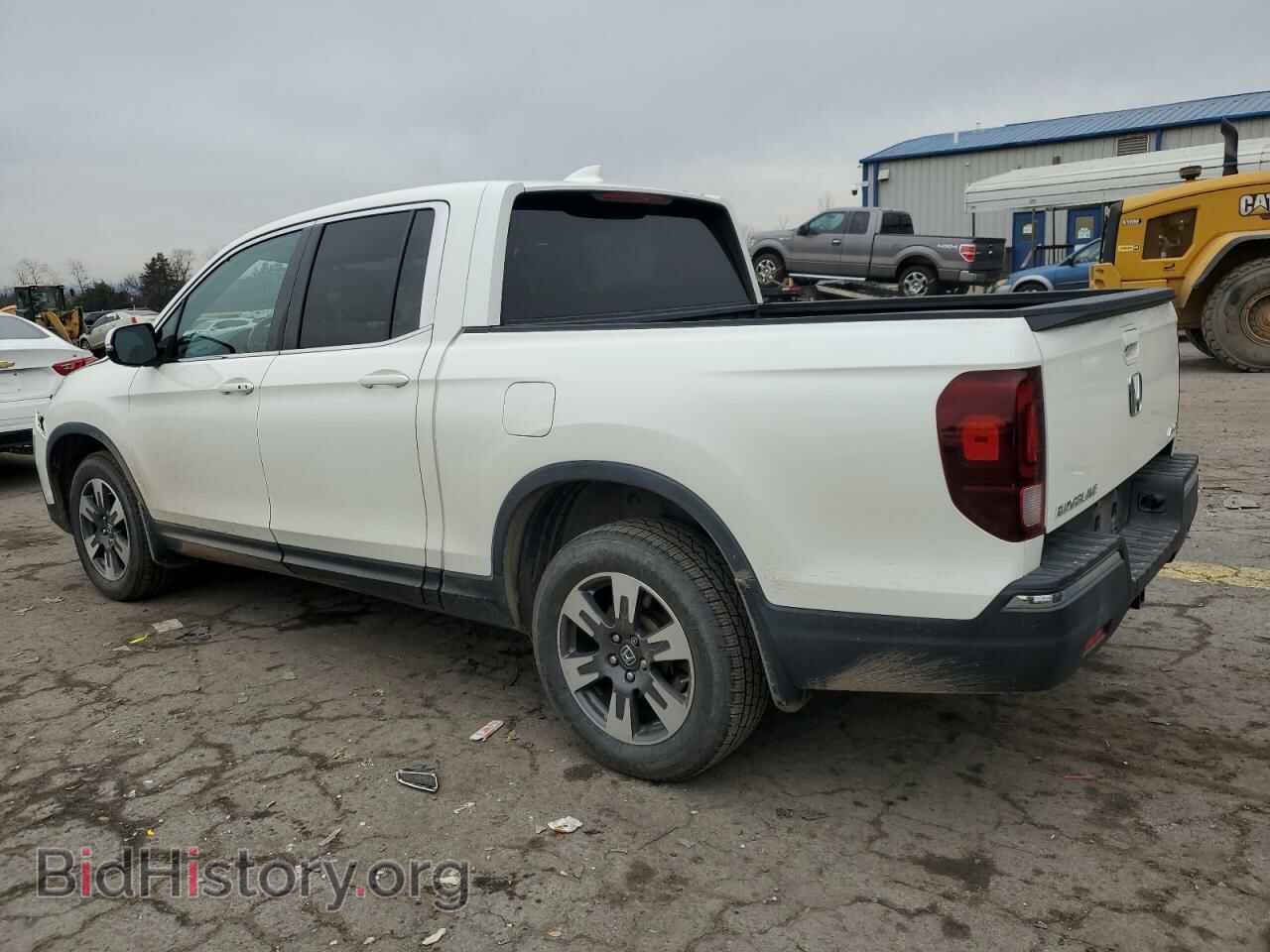 2017 HONDA RIDGELINE - VIN: 5FPYK3F58HB020759 - Фото 2