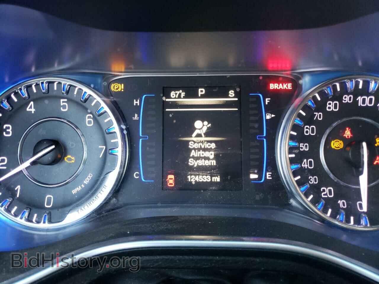 2016 CHRYSLER 200 - VIN: 1C3CCCAB1GN169077 - Фото 9