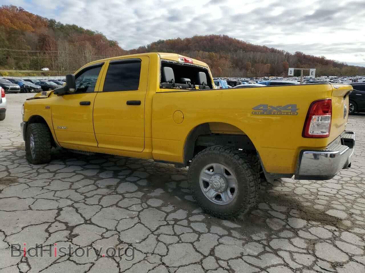 2021 RAM 2500 - VIN: 3C6UR5CJXMG579936 - Photo 2