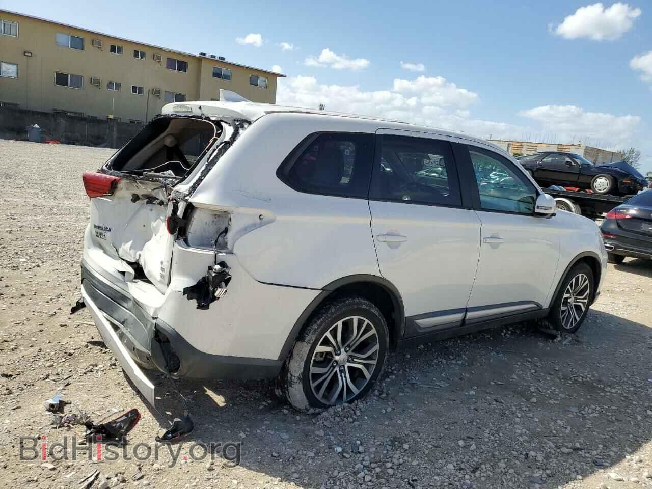 2017 MITSUBISHI OUTLANDER - VIN: JA4AZ3A32HZ008459 - Фото 3