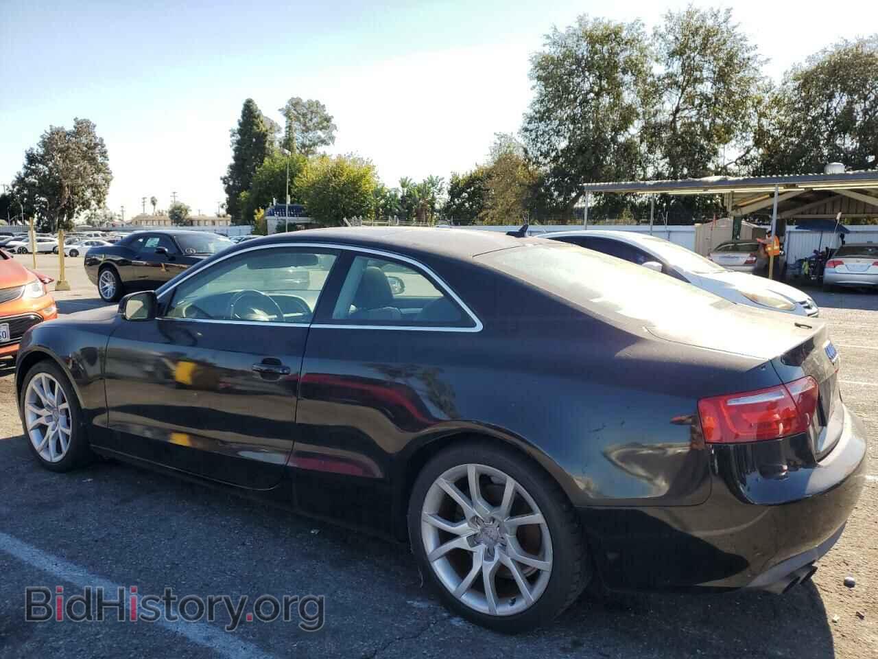 2010 AUDI A5 - VIN: WAUCFAFR3AA031288 - Фото 2
