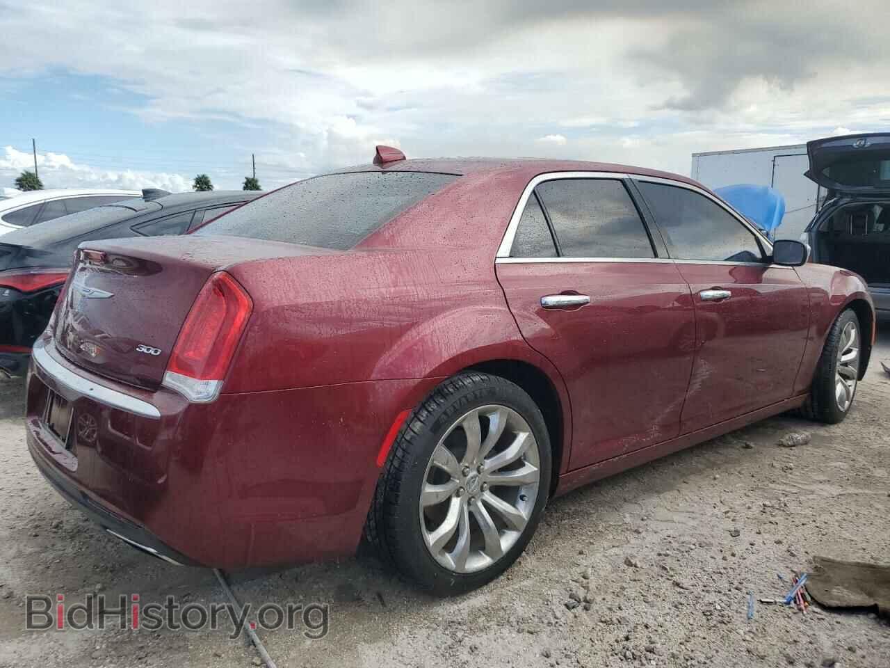 2019 CHRYSLER 300 - VIN: 2C3CCAEG3KH631196 - Фото 3