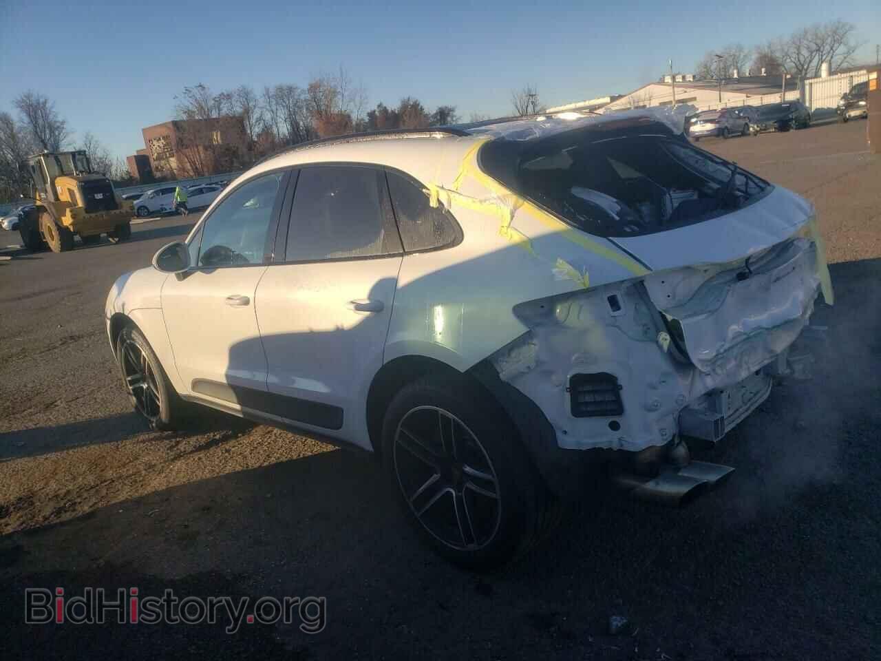 2019 PORSCHE MACAN - VIN: WP1AB2A53KLB33601 - Photo 2