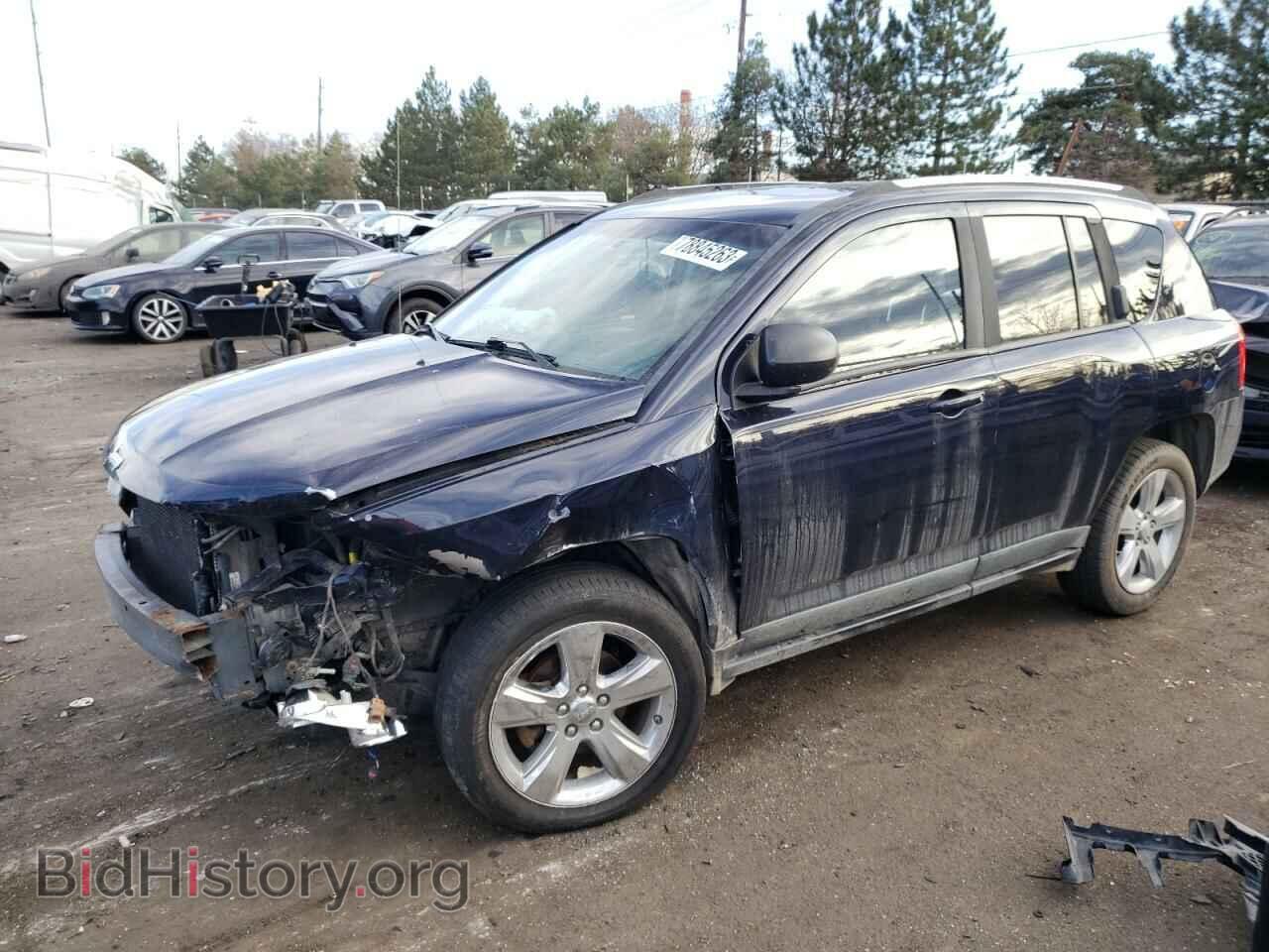 Photo 1J4NF5FB4BD189106 - JEEP COMPASS 2011