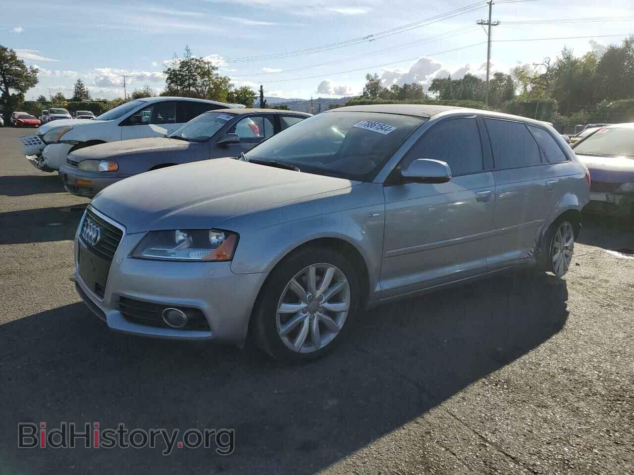 Photo WAUBEAFM7BA037728 - AUDI A3 2011