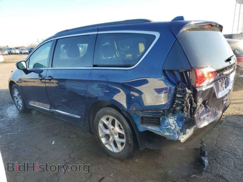 2017 Chrysler PACIFICA (VIN 2C4RC1BG1HR705390) — photo 2 of 14