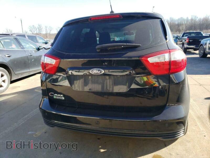 2016 Ford CMAX (VIN 1FADP5CU2GL108434) — фото 6 из 12